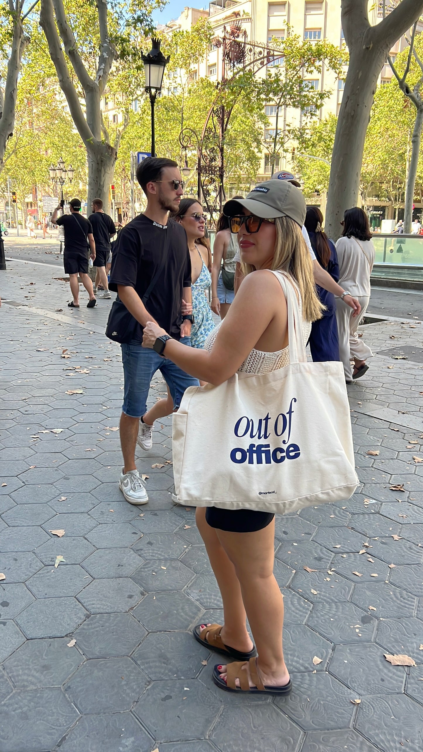 TOTE BAG Out Of Office